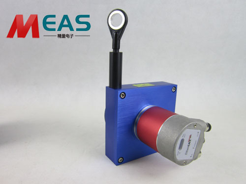 拉線(xiàn)位移編碼器在電源接通后的短時(shí)間內(nèi)勿使用