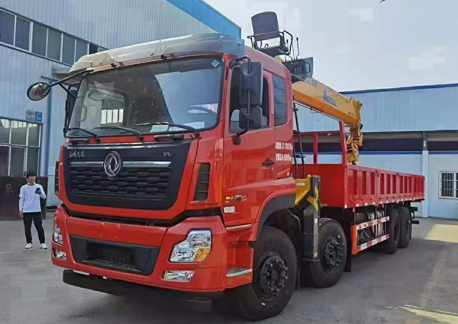 東風(fēng)天龍徐工14噸隨車(chē)吊 國(guó)六410馬力圖片展示5 東風(fēng)天龍徐工14噸隨車(chē)吊 國(guó)六410馬力圖片展示5