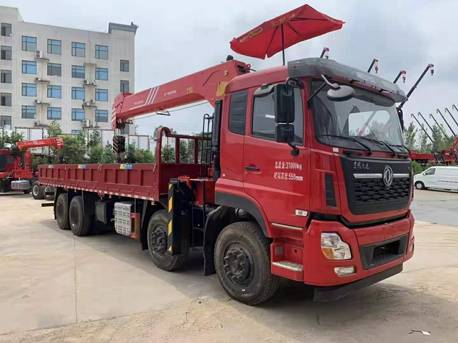 東風天龍三一14噸直臂隨車吊多少錢