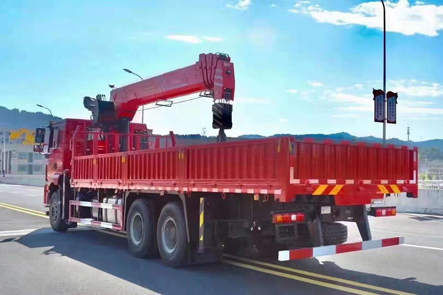 陜汽德龍三一14噸隨車吊 工程起吊王圖片展示6