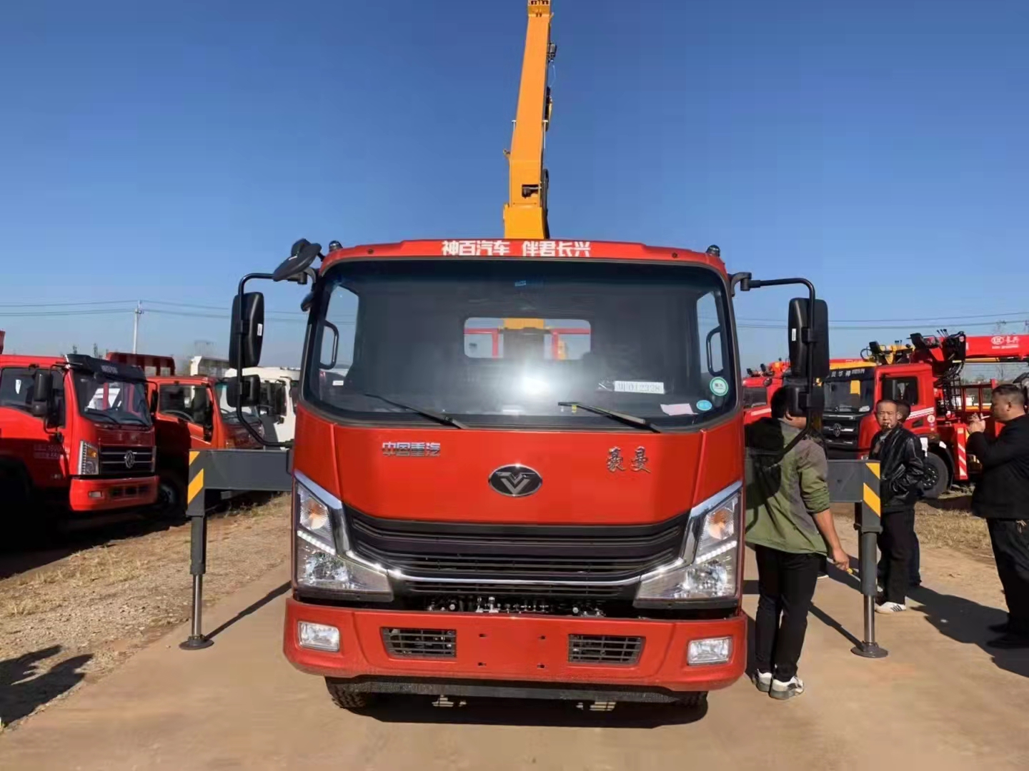 重汽5噸隨車(chē)吊 徐工吊機(jī)