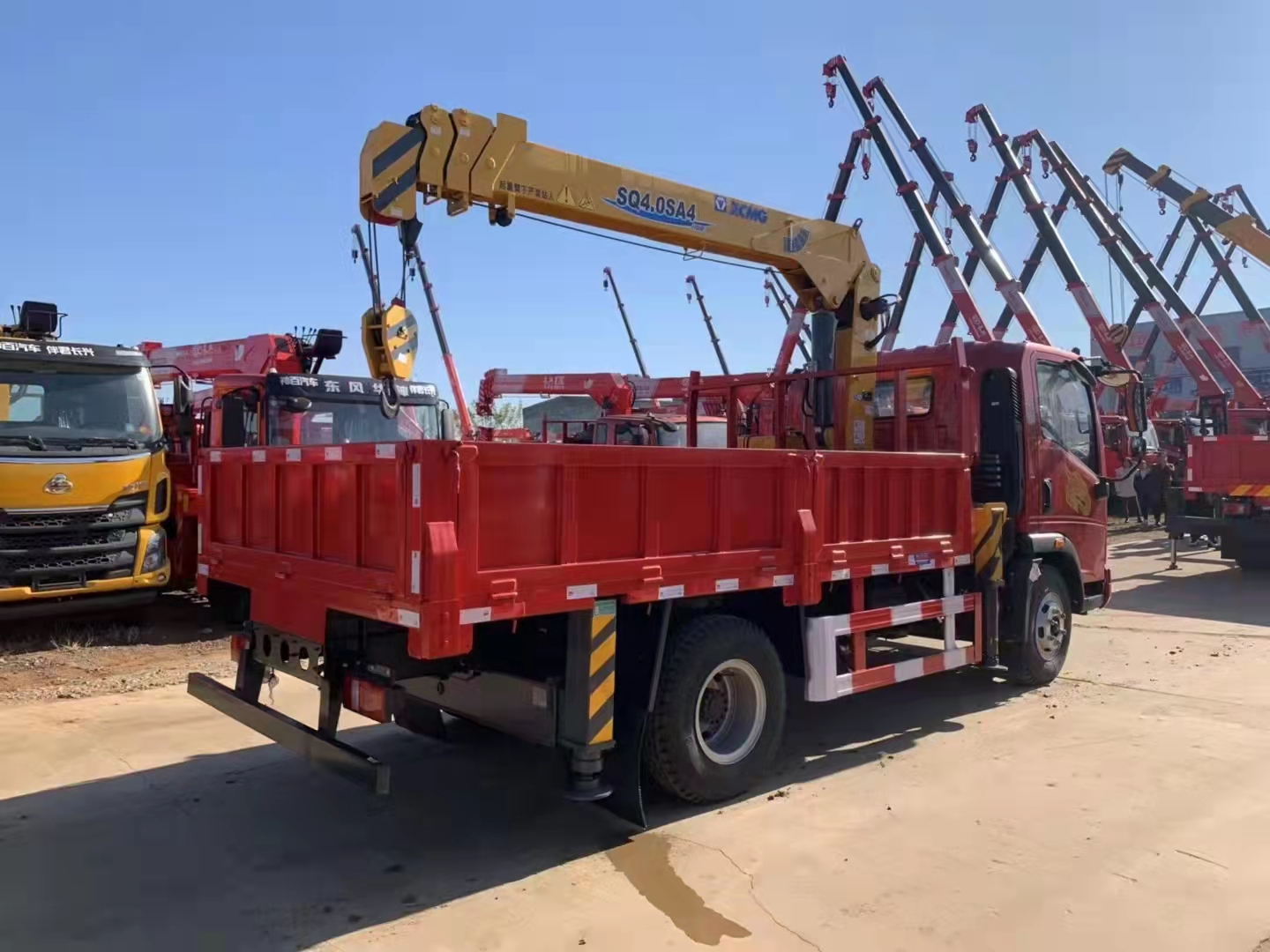 重汽5噸隨車(chē)吊 徐工吊機(jī)