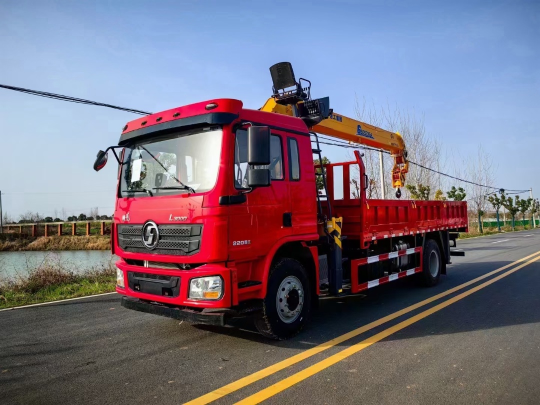 陜汽德龍六缸大馬力配徐工8噸加長臂