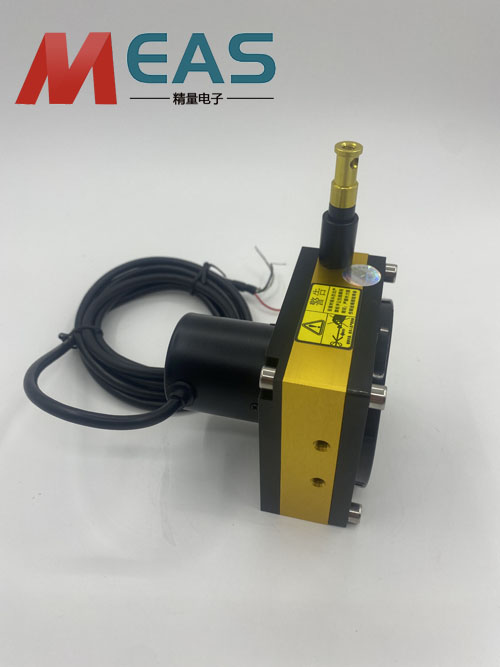 ����λ�ƾ��a�������ڶ��ӻ��Ĕ����ɼ�ϵ�y